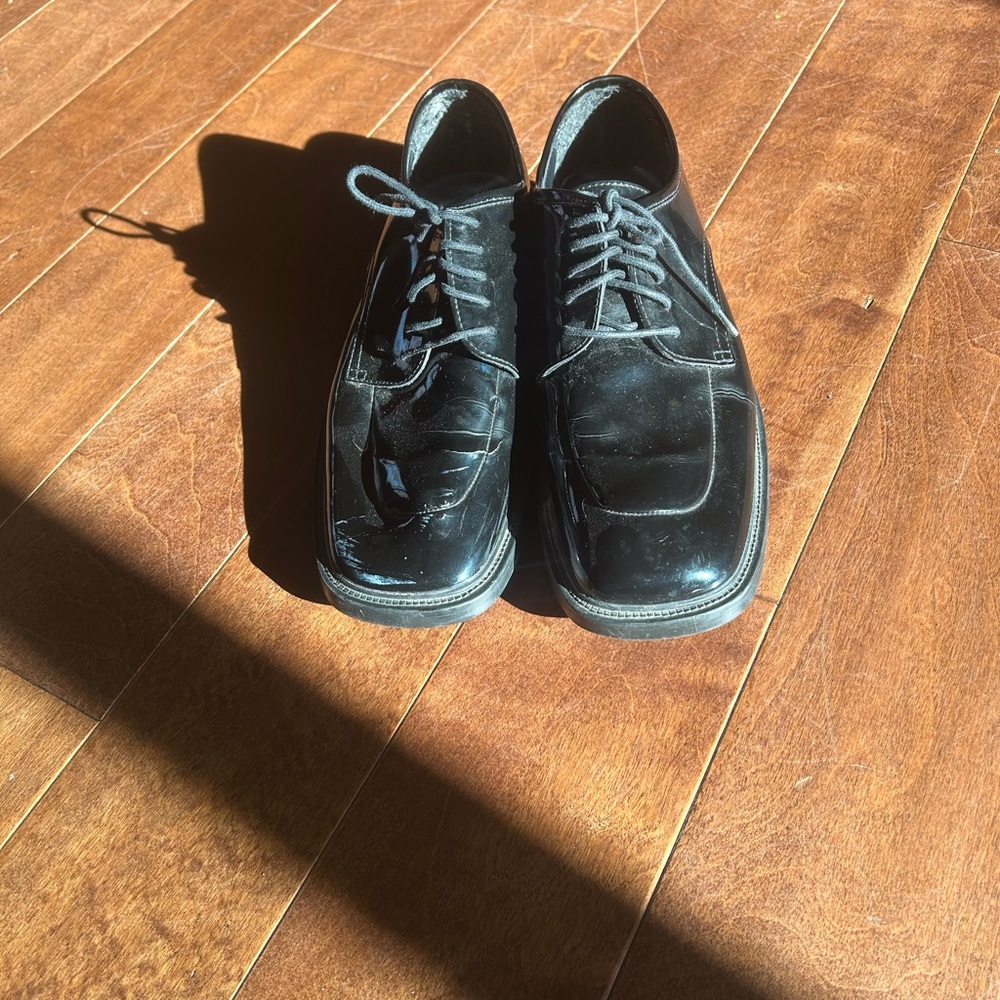 Classic Black Men's Dress Shoes